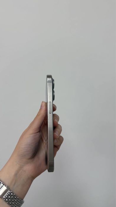 Iphone 15 pro 256 gb (natural titanium)