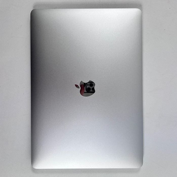 MacBook Pro 13 2022 M2 16GB RAM 256GB SSD Silver ГАРАНТІЯ МАГАЗИН