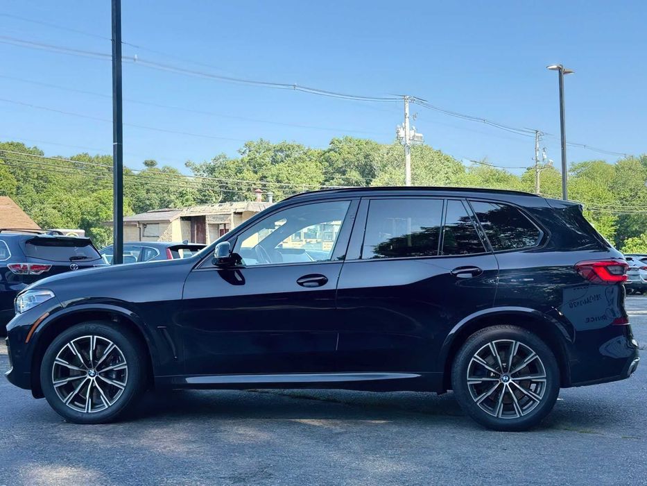 BMW X5 xDrive50i      2019