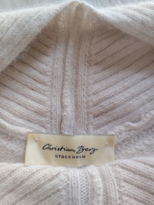 Christian Berg sweter angora