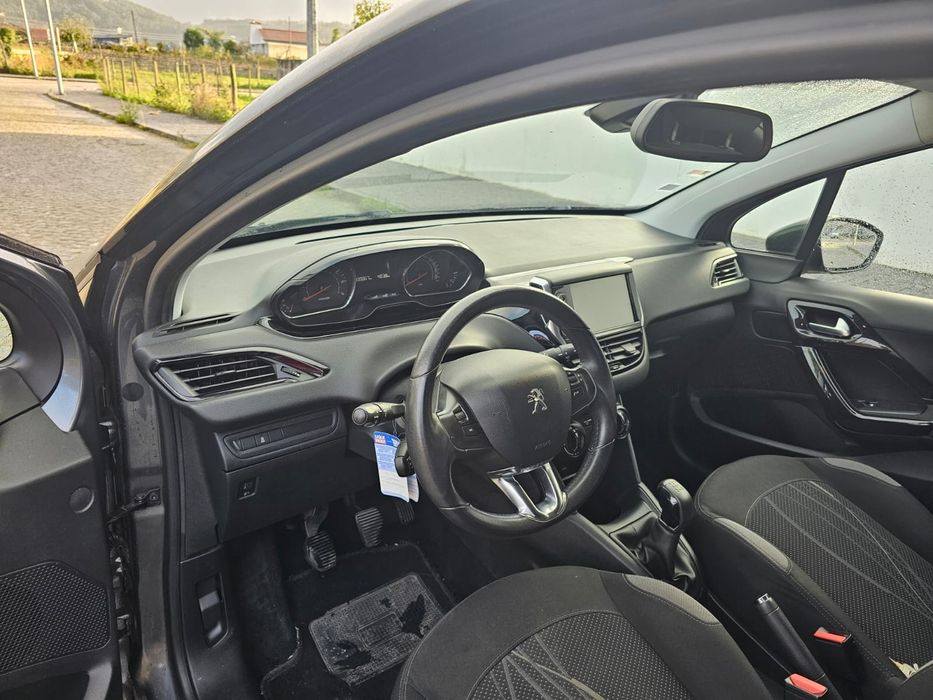 Peugeot 208 1.2 VTi Active
