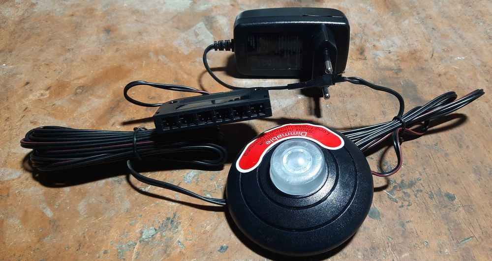 Oświetlenie meblowe podświetlenie witryn LED zasilacz 12v