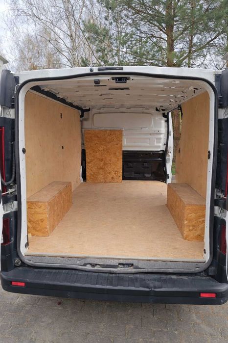 Renault Trafic mały przebieg
