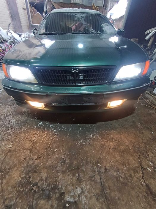 Бампер Передний Ниссан Максима Инфинити Infiniti J30 luxury Maxima