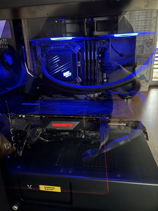 komputer gamingowy na sprzedaż + monitor!