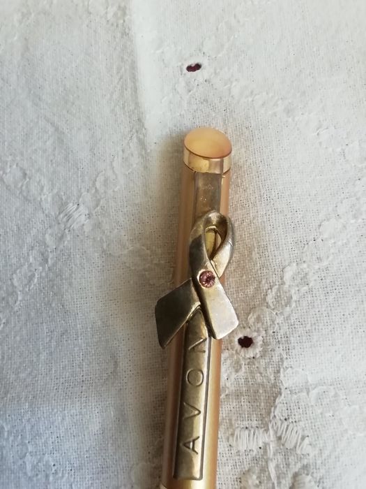 Esferográfica Avon, antiga