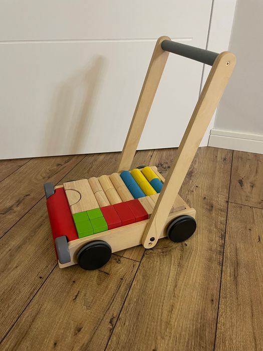 Chodzik pchacz plantoys z klockami