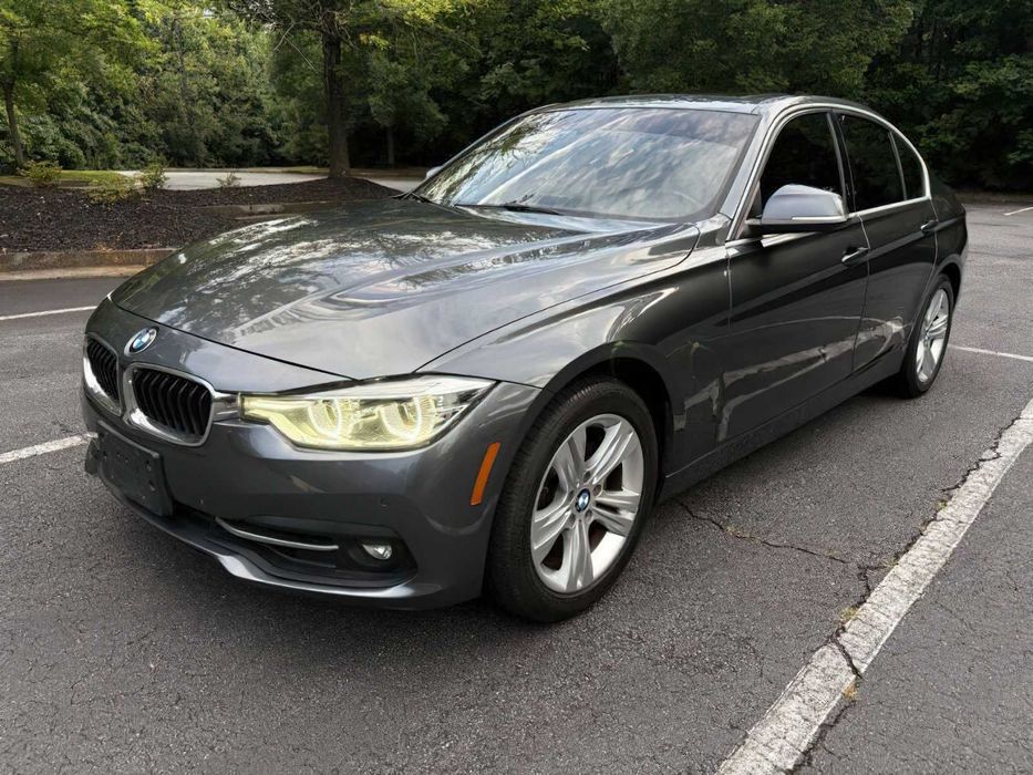 BMW 3 Series 330i      2017