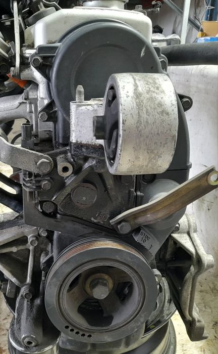 Motor completo MITSUBISHI Carisma Hatchback (DA_)