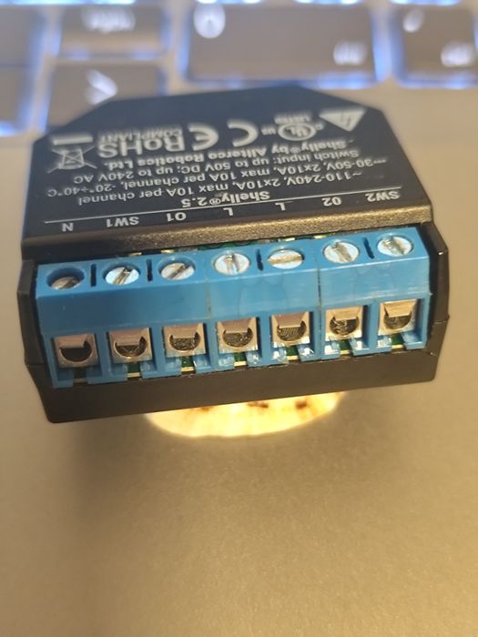 Shelly 2.5 controlo de estores eléctricos