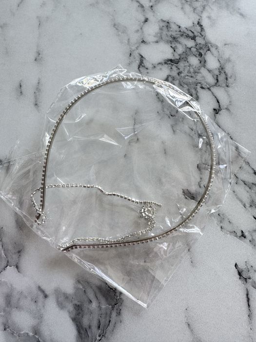 Bluszczący opasek do włosów