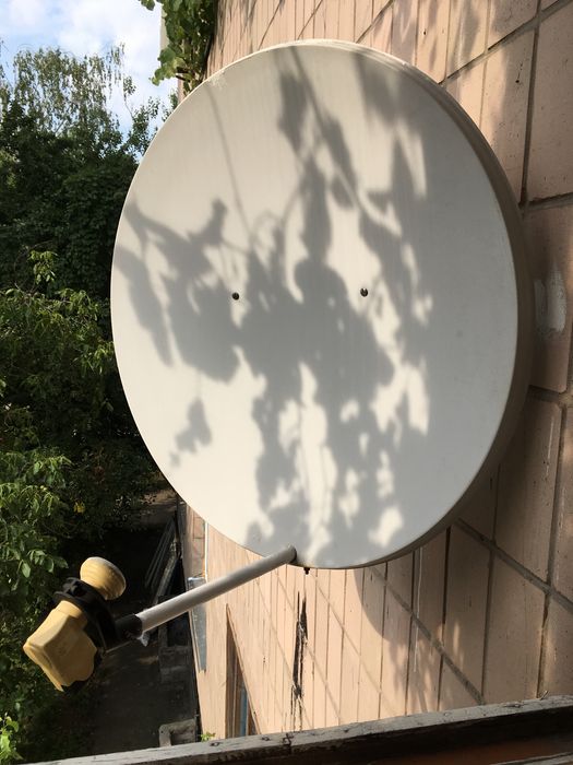 Антена спутникова 80. См