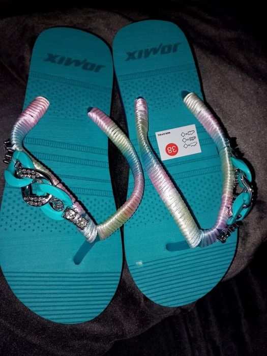 Lote 20 pares 60€ pra despachar