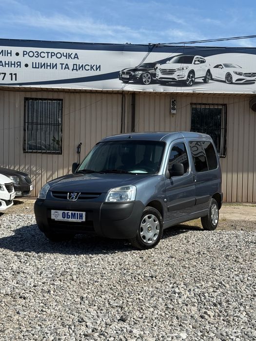 Продам Peugeot Partner 2012 рік можлива розстрочка, кредит, обмін!