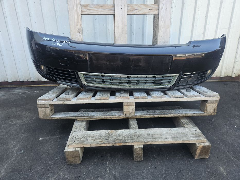 Zderzak Przedni Audi A6c5 LZ7W