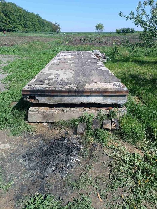 Продається бетонні плити перекриття