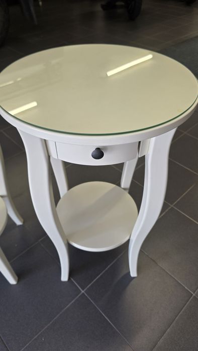 2 Mesas de Cabeceira Ikea