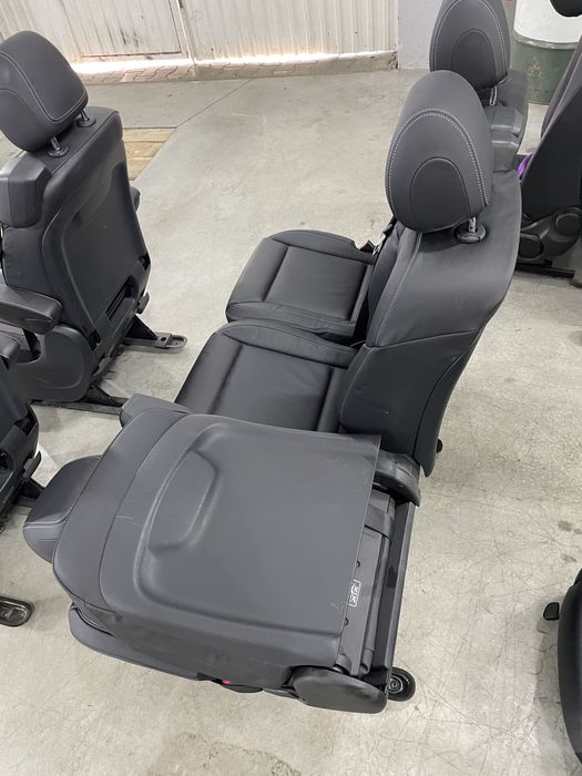 Сидіння Сідушки Диван V Class Шкіра В Клас