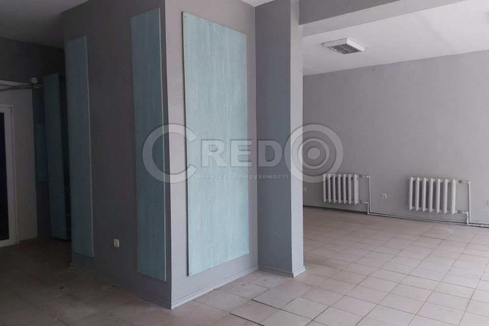 Оренда магазину вул.Космонавтів, р-н "Вечірній"