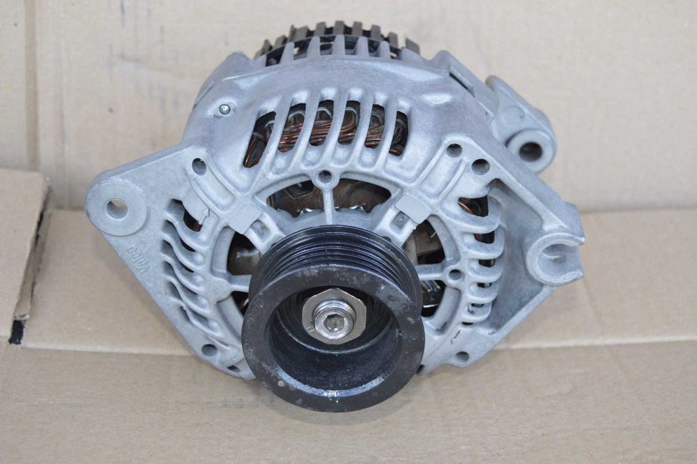 Генератор реставрований Berlingo Jumper Jumpy Xantia Scudo Ducato Ulysse Boxer Expert Partner  Пежо 306 405  1.9 A13VI89 A11VI40