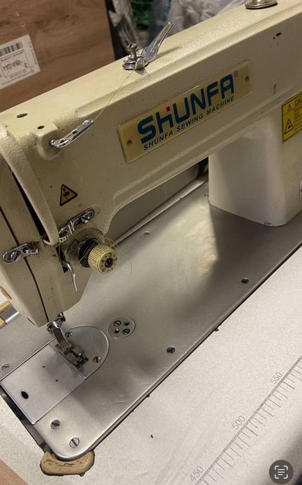 Промислова швейна машинка Shunfa