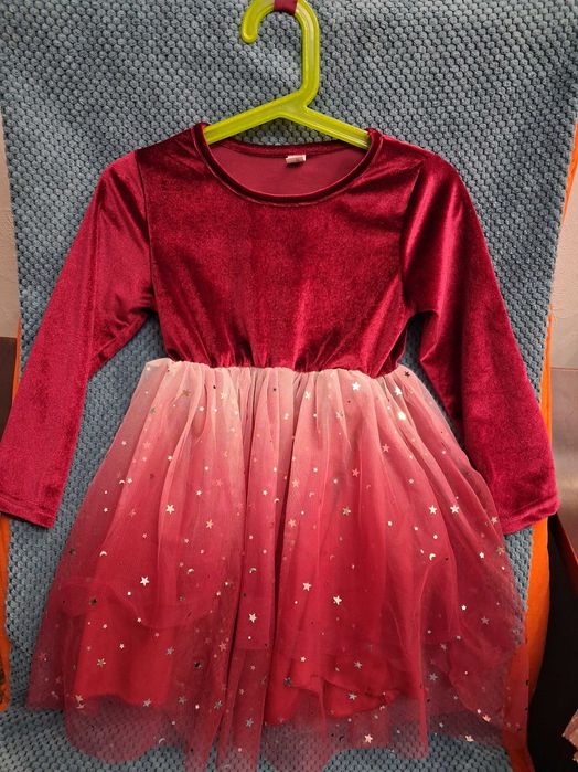 Сукні на 3-4 роки