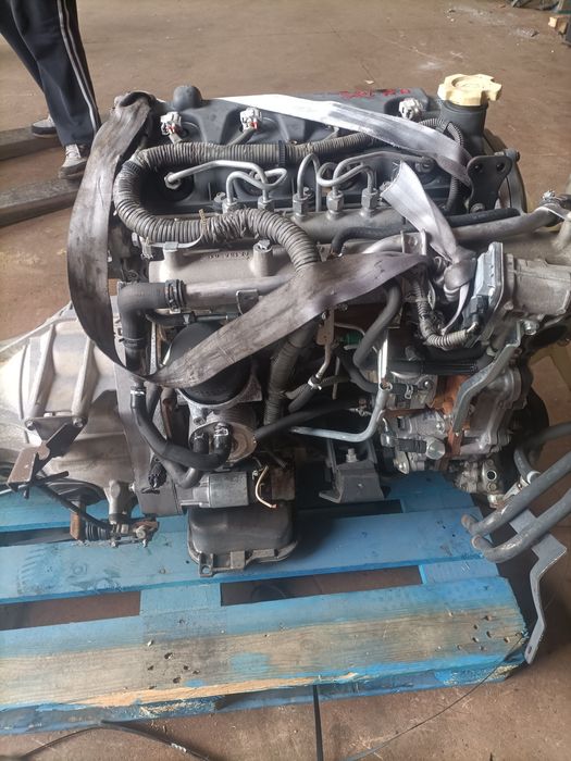 Motor Nissan cabstar yd25