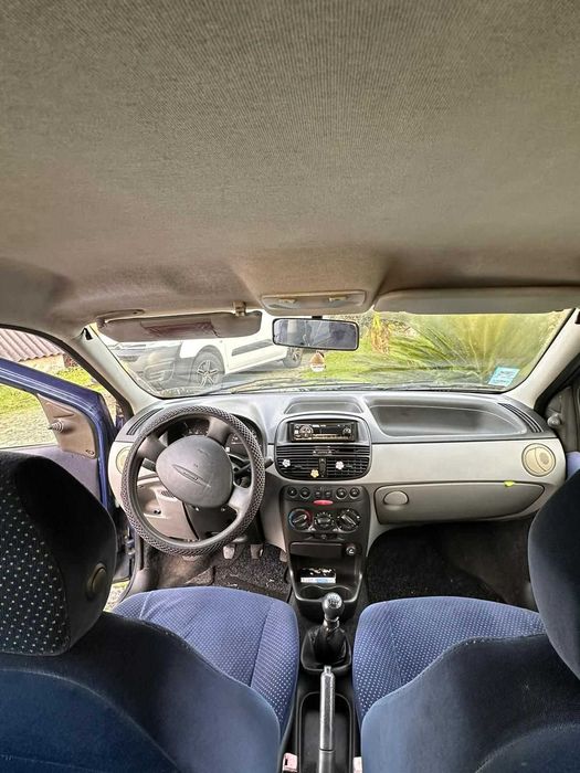 FIAT PUNTO AZUL 2001
