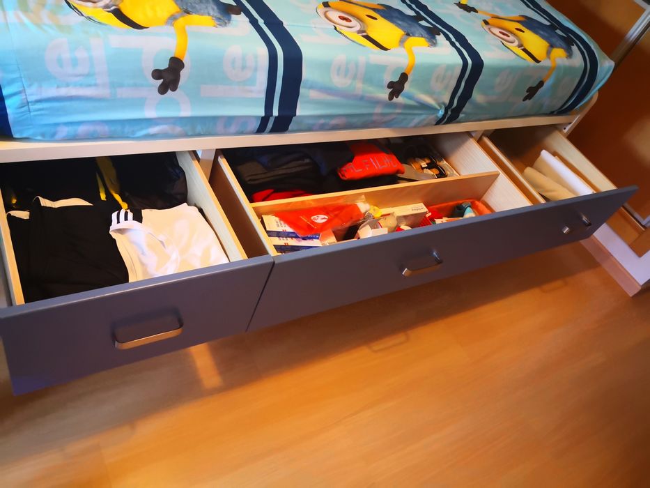 Cama dupla de criança