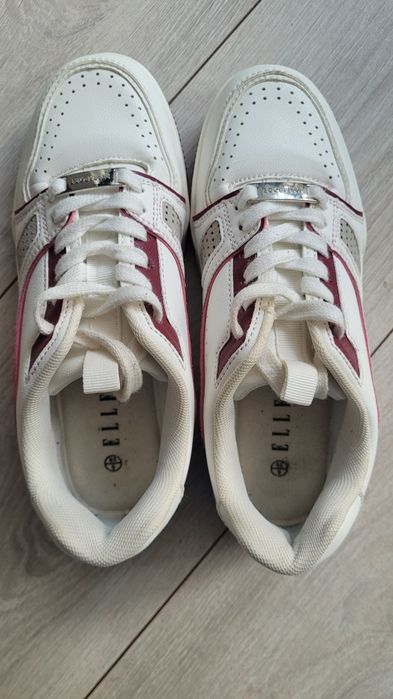Buty sportowe damskie