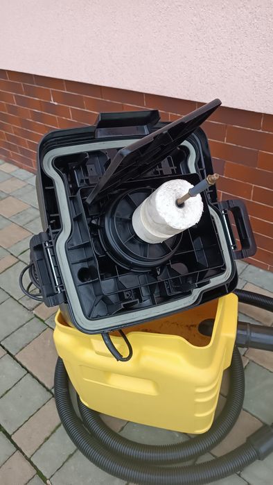 Будівельний пилосос Karcher з Німеччини