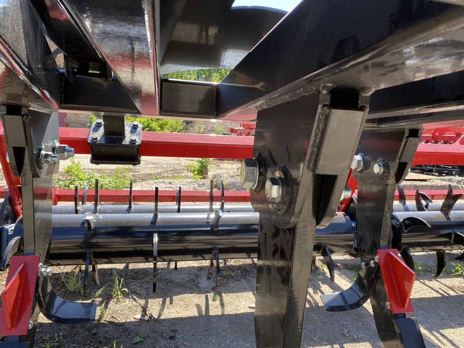 Глибокорозпушувач Чизель на МТЗ від 80к.с - 400 к.с Рихлітєль