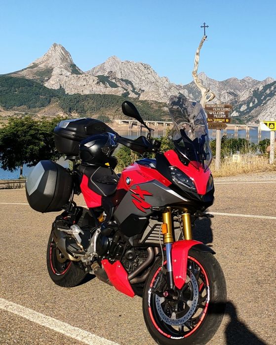 Mota BMW F900XR .