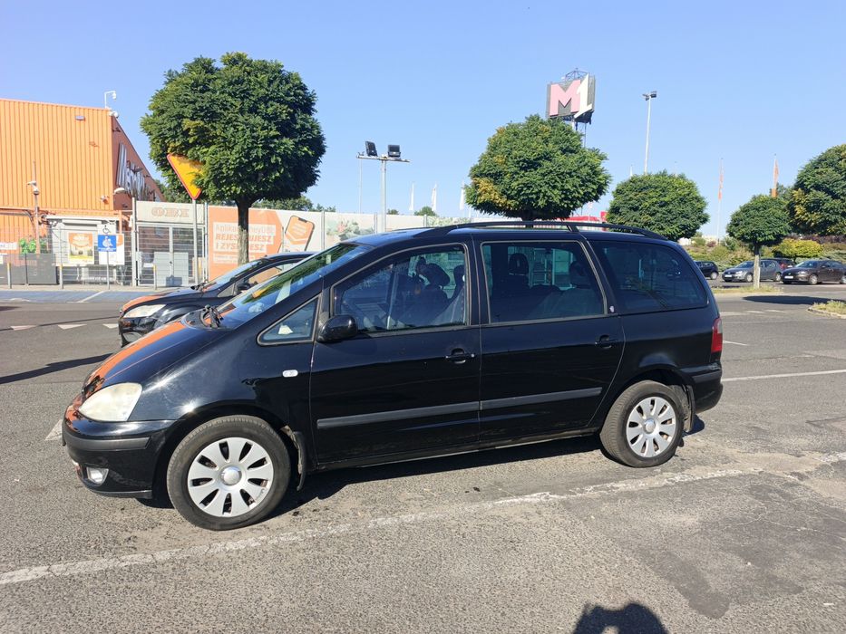 Ford Galaxy, Sharan GHIA