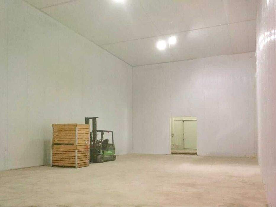 Камера для зберігання та охолодження овочів  0 + 6 °C (Рівне)