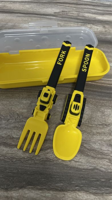 Прибори для годування