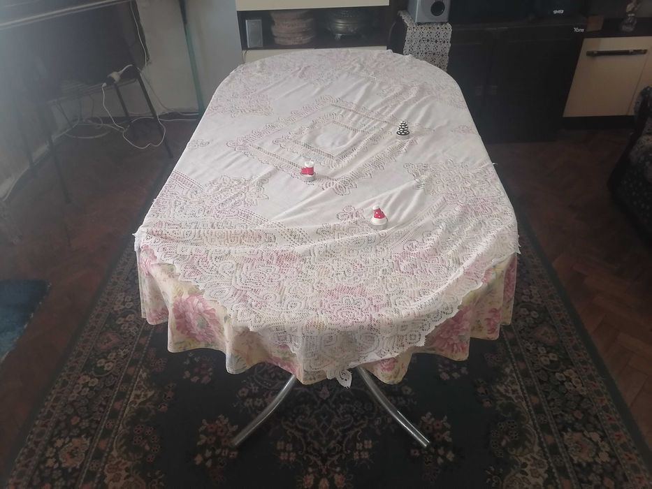 Secretaria e uma mesa