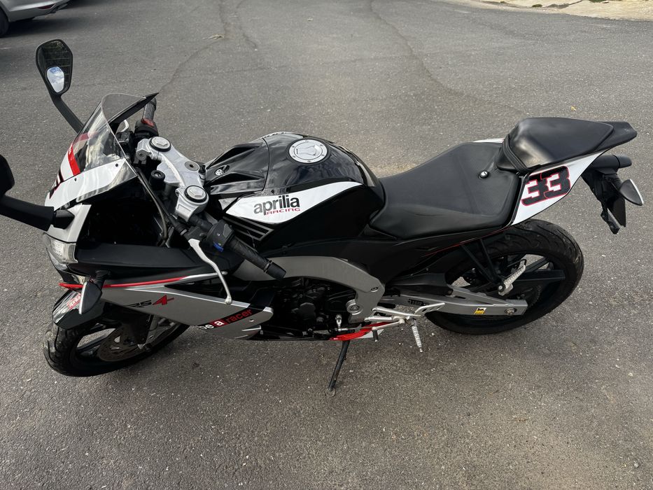 Aprilia rs4 125cc