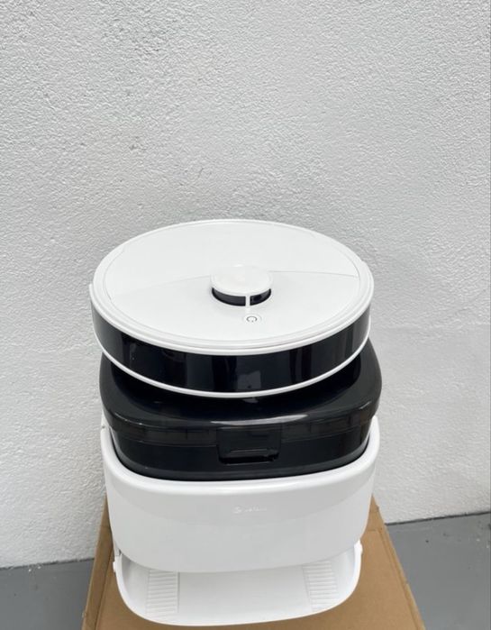 Aspirador robô Lefant M3L com base de auto-esvaziamento.