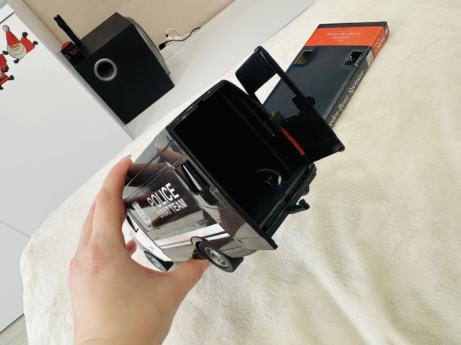 Машина Mercedes-Benz Sprinter Поліція