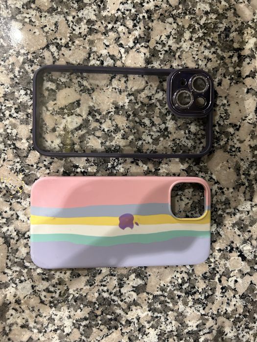 Чохли на айфон 13