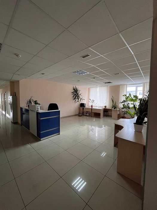 Оренда офісу 300 м² у центрі Житомира | без комісії
