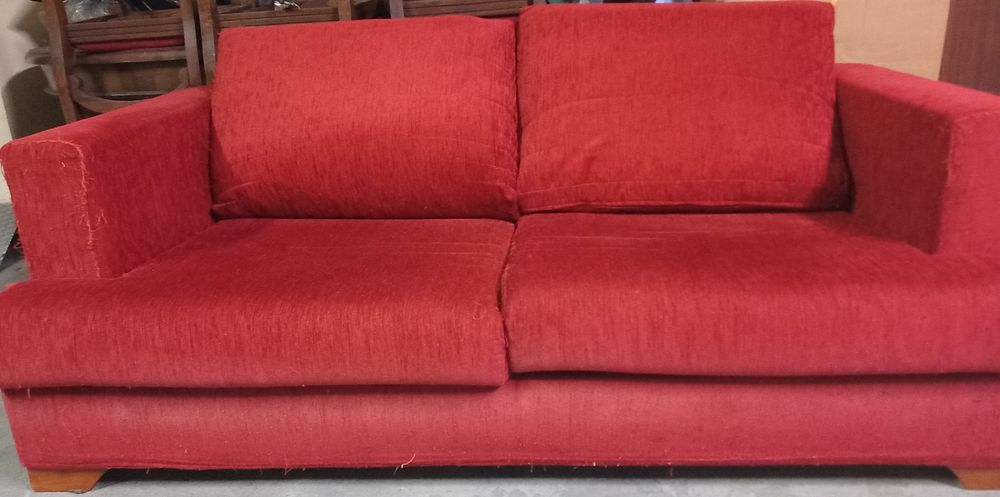 Sofá usado mas muito confortável