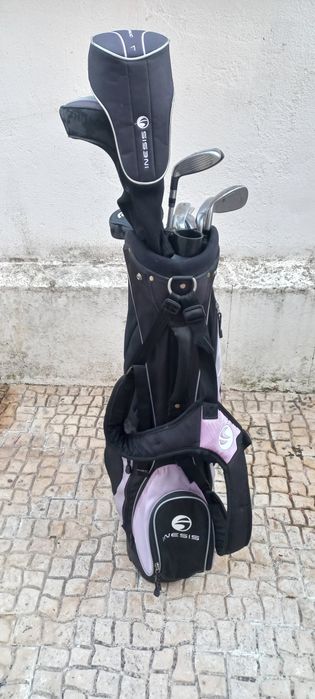 Carrinho e saco de Golfe c/ tacos