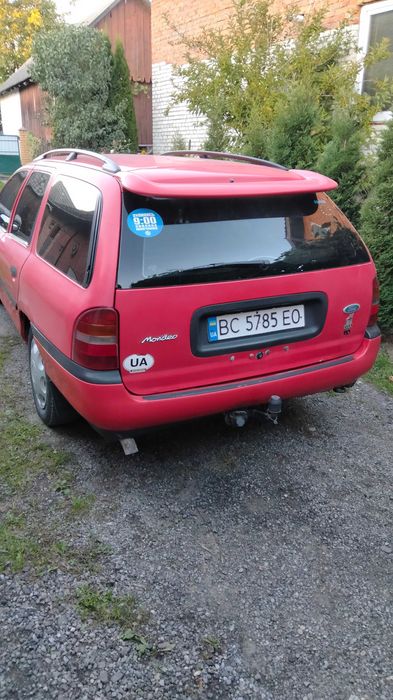 Автомобіль Форд мондео