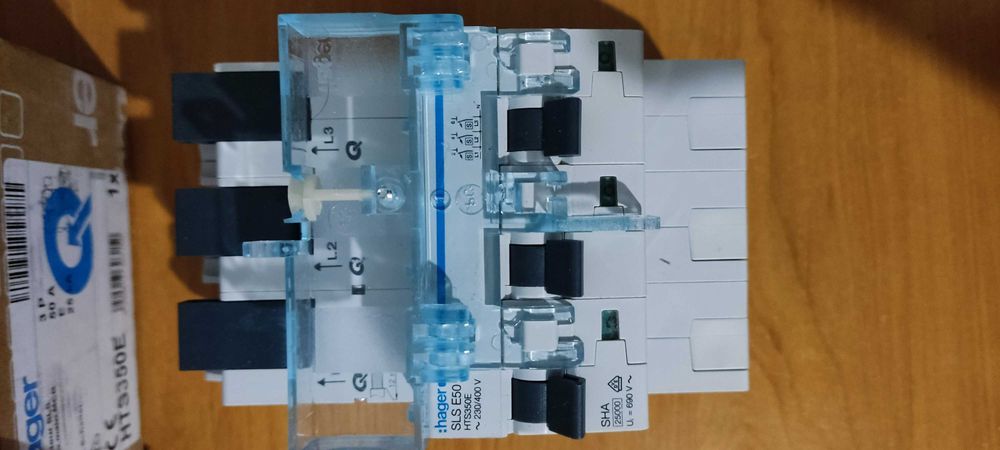 Wyłącznik selektywny Hager HTS350E