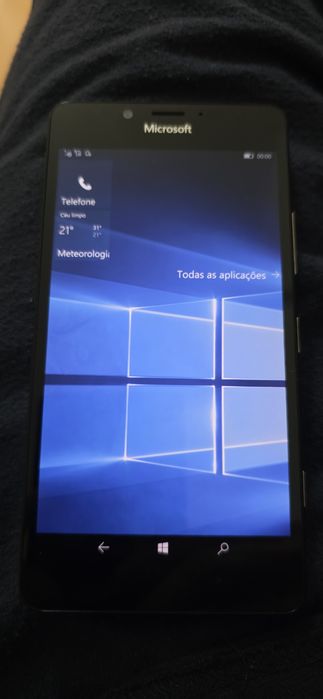 Microsoft Lumia 950