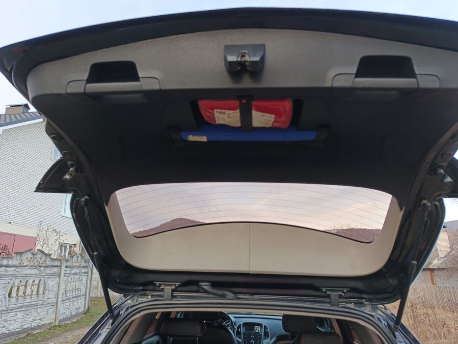 Opel Astra 1.7 diesel 2012