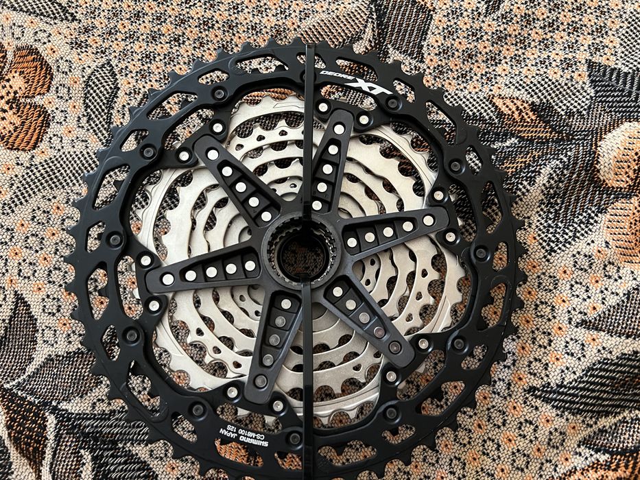 Касета Shimano Deore XT CS-M8100