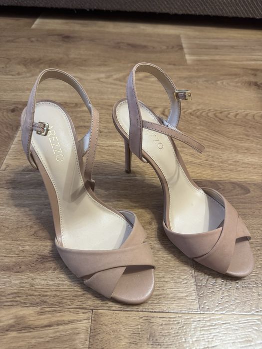 Босоніжки AREZZO беж